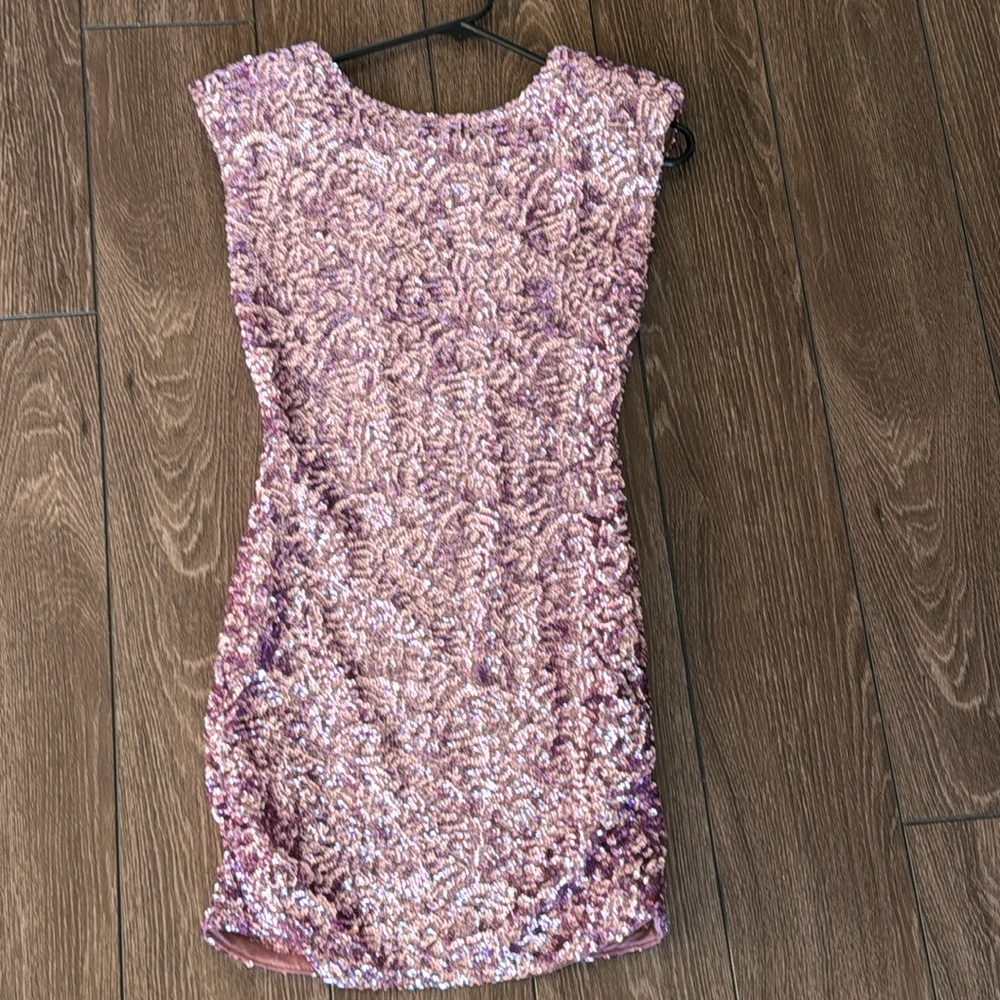 alice + olivia. Powder Pink Dress. Size Xs. Excellent condition